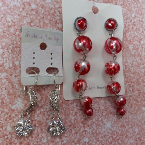 Earring lot- 2 pairs- bloody dangly pearls & rhinestone drop- nwt never worn - Picture 1 of 3